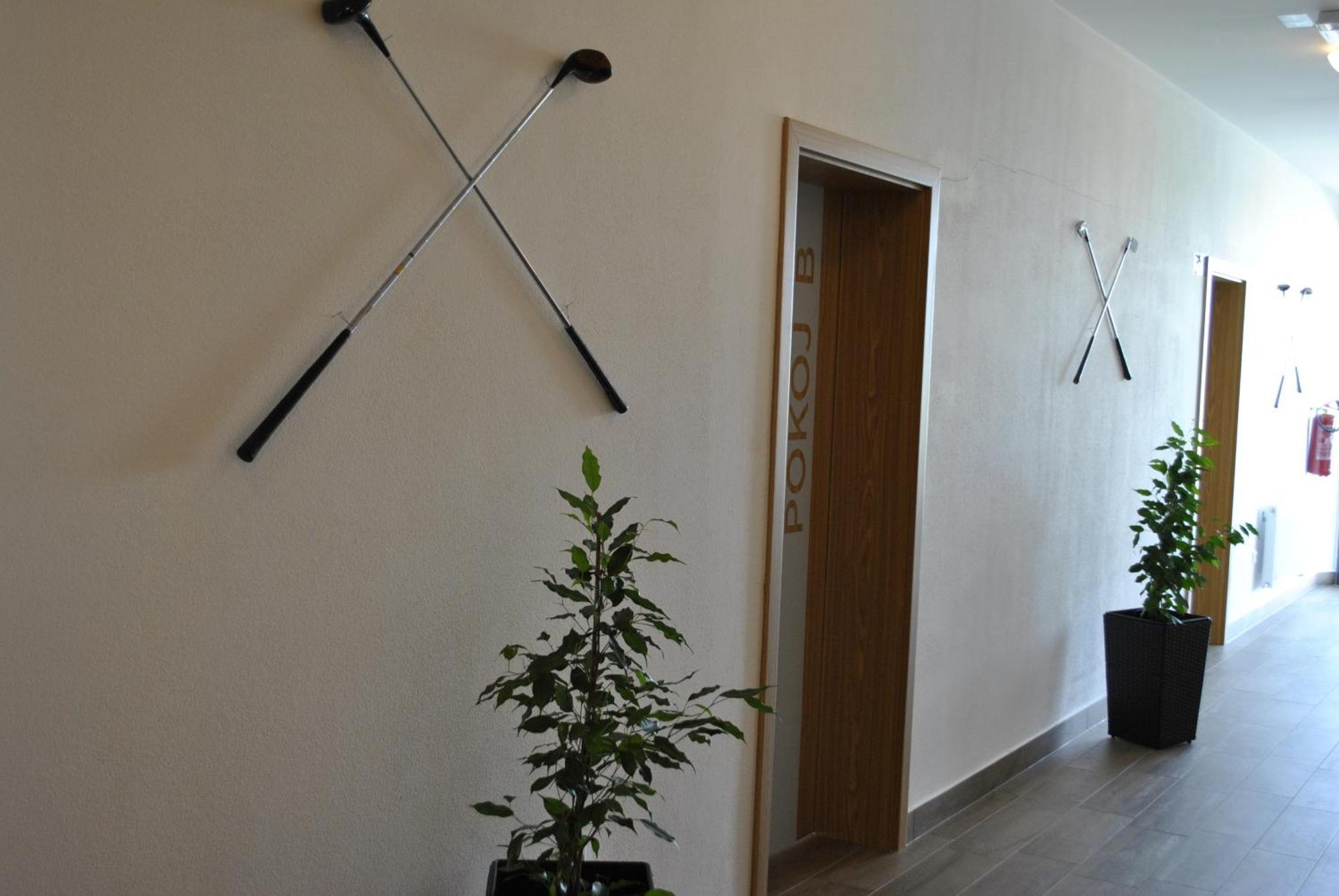 Hotel Golf Jezera Ostrozska Nova Ves Exterior photo